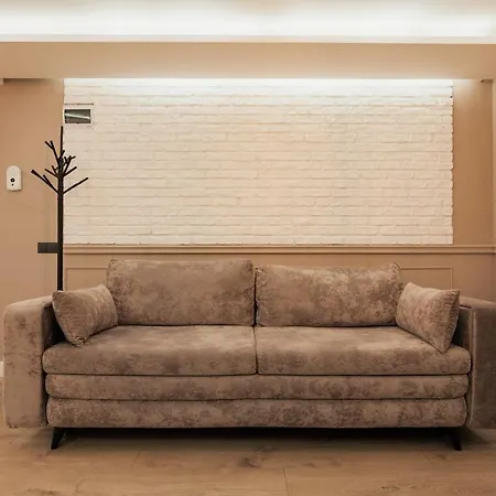 Apartment Nest Meteor