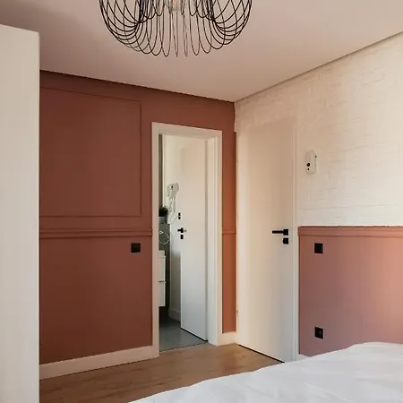 Διαμέρισμα Nest Meteor 4*