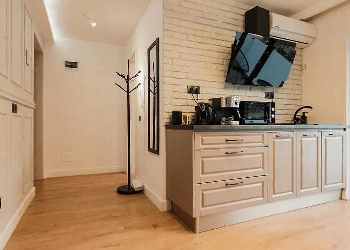 Nest Meteor 4* Cluj-Napoca