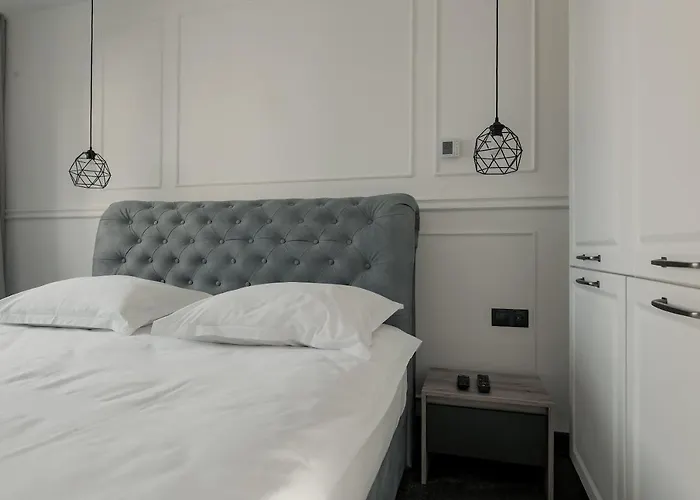 Nest Meteor Apartmán 4*